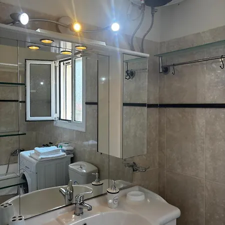 Apartment Litsa's Port Corfu (city)